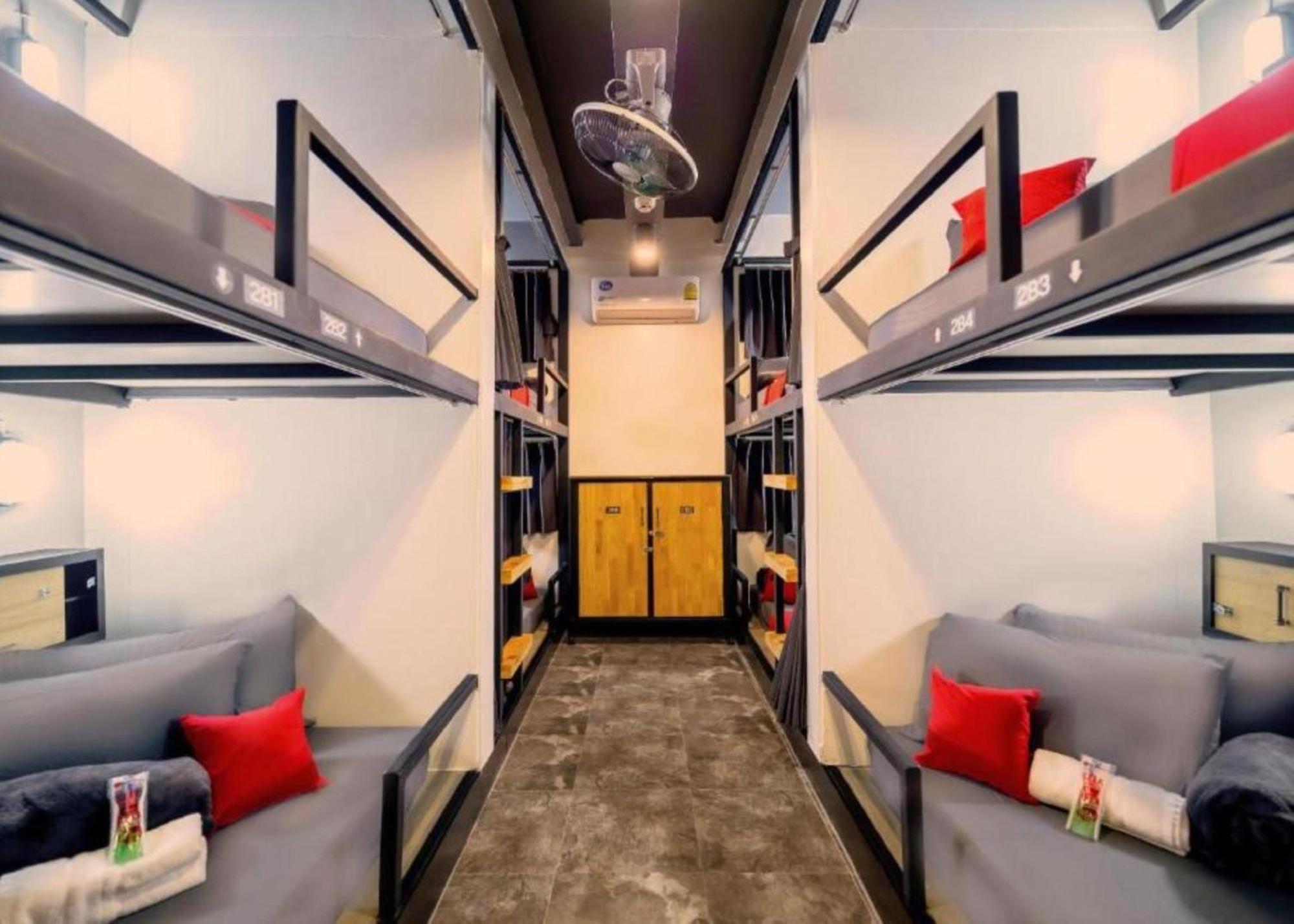 Episode 11 Hostel Sukhumvit กรุงเทพมหานคร ภายนอก รูปภาพ
