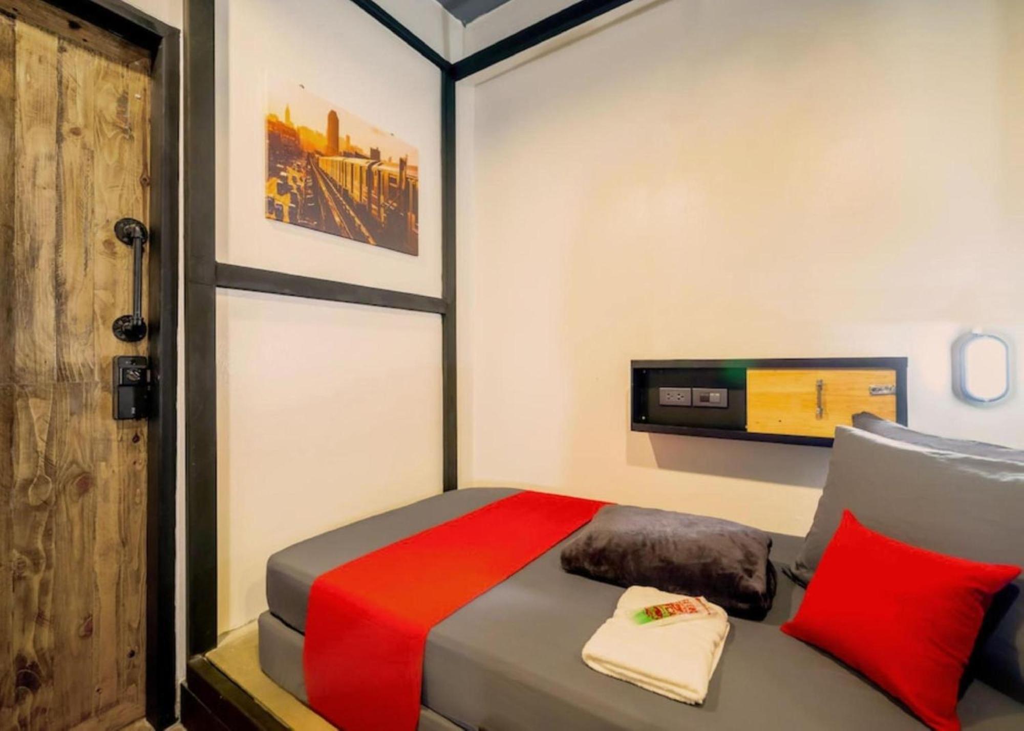 Episode 11 Hostel Sukhumvit กรุงเทพมหานคร ภายนอก รูปภาพ