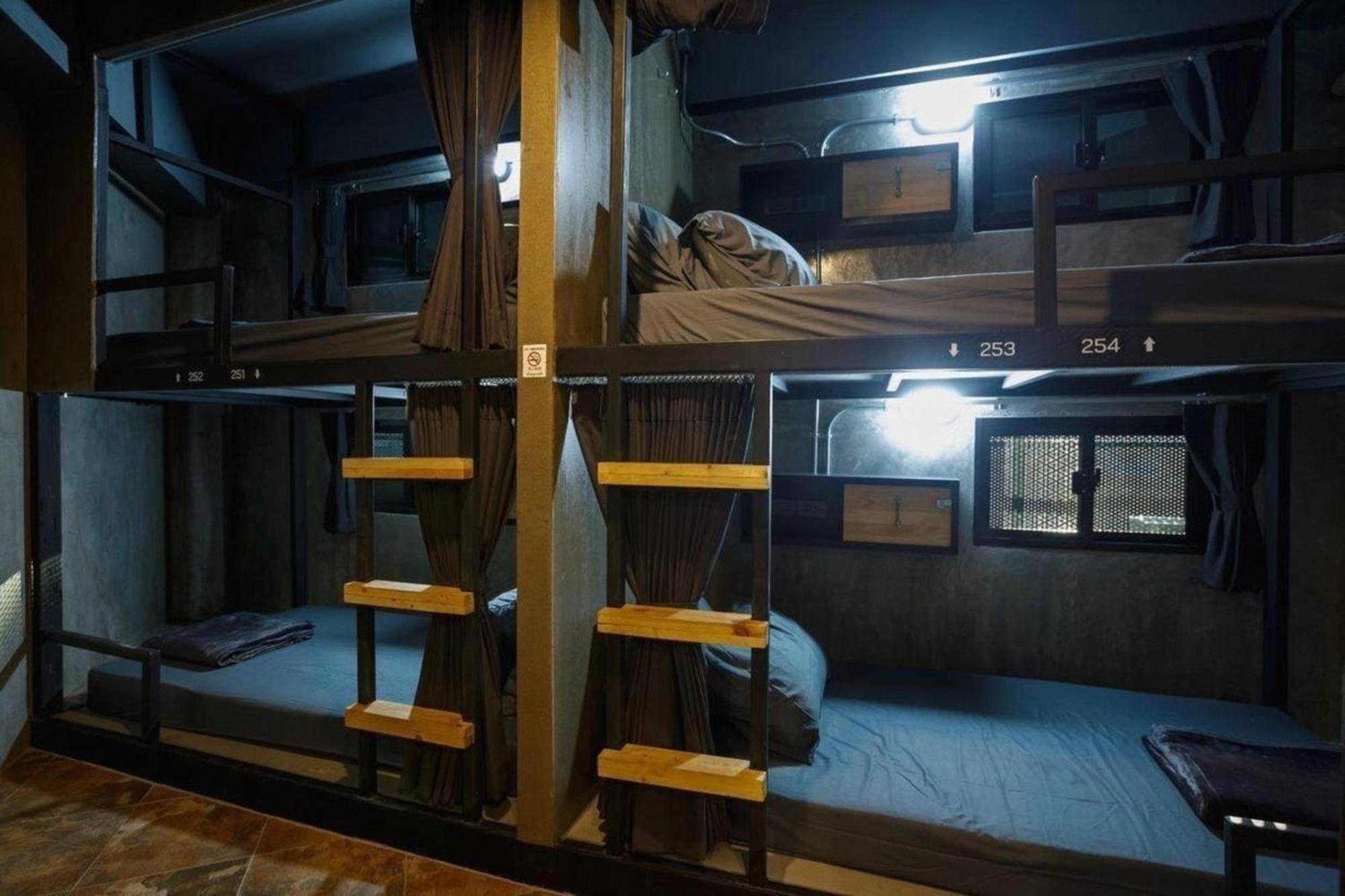 Episode 11 Hostel Sukhumvit กรุงเทพมหานคร ภายนอก รูปภาพ